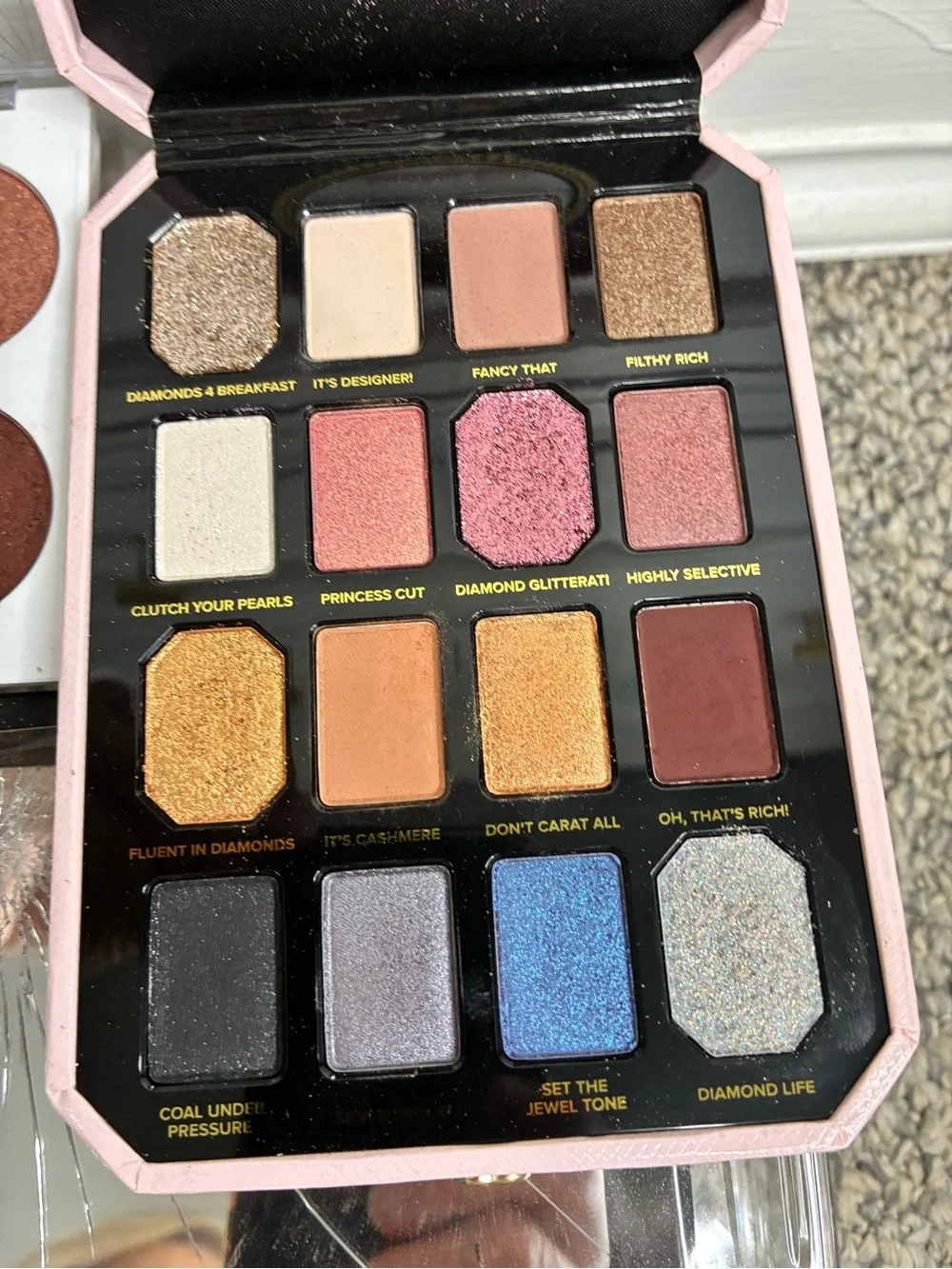 Eyeshadow bundle Too Faced Dose of Colors & Flower Beauty